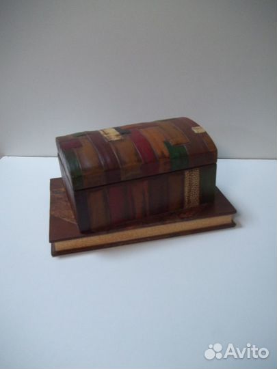 Шкатулка для украшений