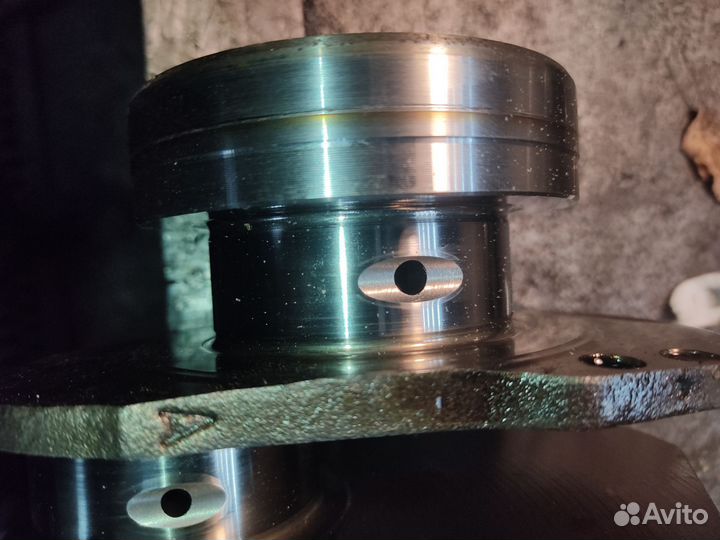 Коленвал Субару ej20