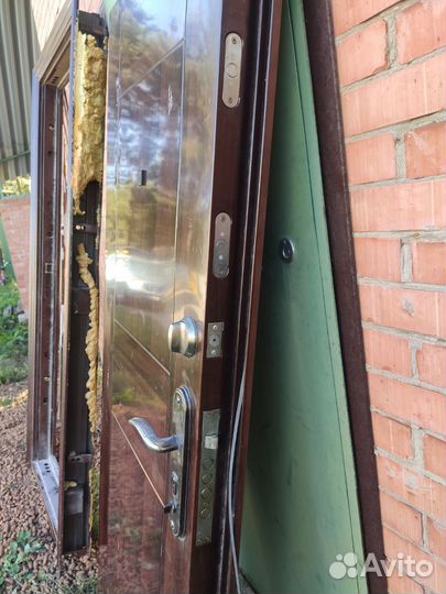 Дверь входная металлическая