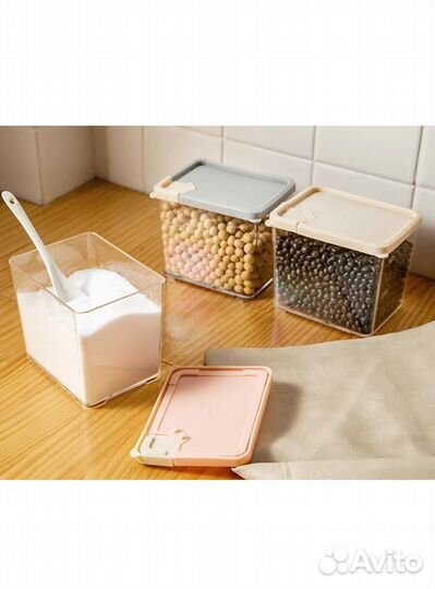 Контейнеры для сыпучих продуктов