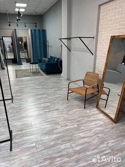 Подвестной рейл для одежды