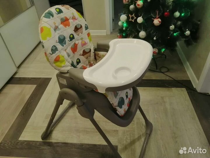 Детский стульчик для кормления