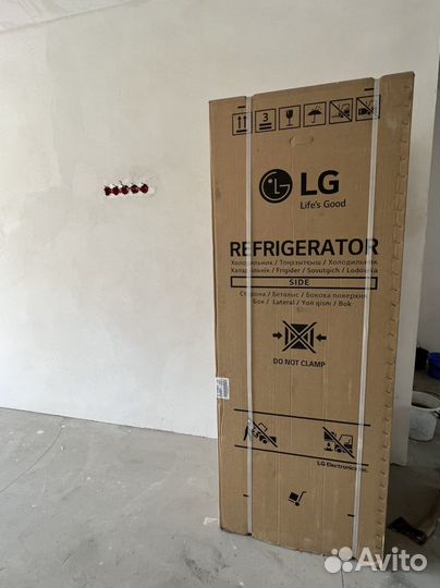 Холодильник LG новый