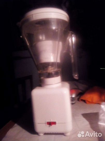 Миксер с функцией кофемолки