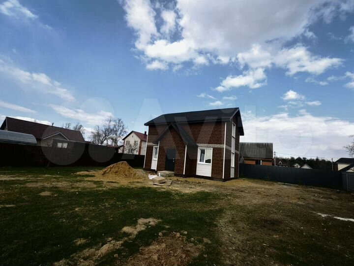 Дом 108 м² на участке 8 сот.