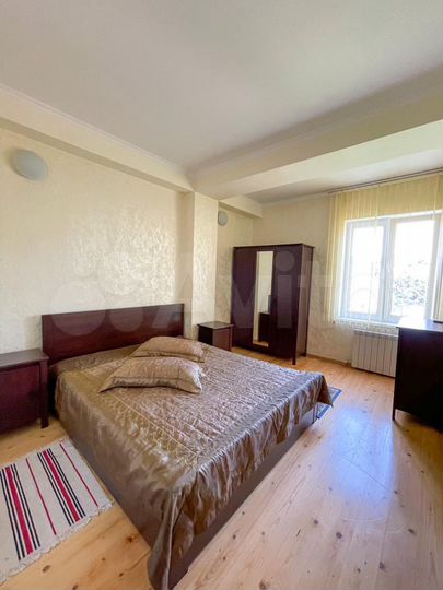4-к. квартира, 111 м², 6/8 эт.