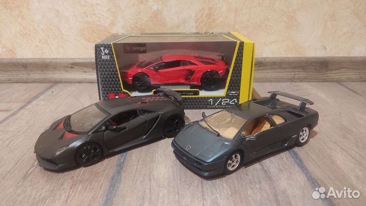 Lamborghini 1:24 Bburago