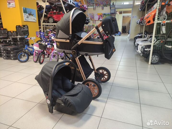 Коляска Luxmom