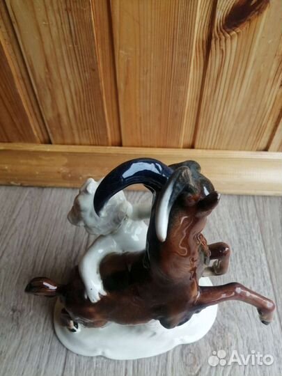 Статуэтка фарфоровая Германия гдр