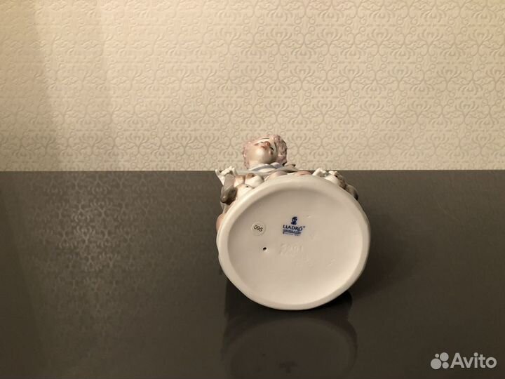 Lladro Ладро фарфоровая статуэтка Сюрприз