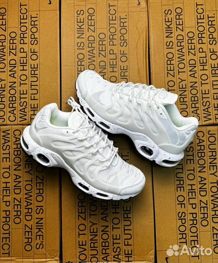 Nike Air Max Tn Plus terrascape белые