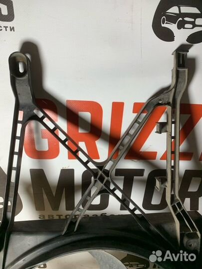 Вентилятор охлаждения радиатора Opel Astra H