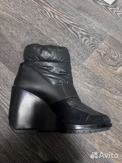 Ботинки Calvin Klein 37