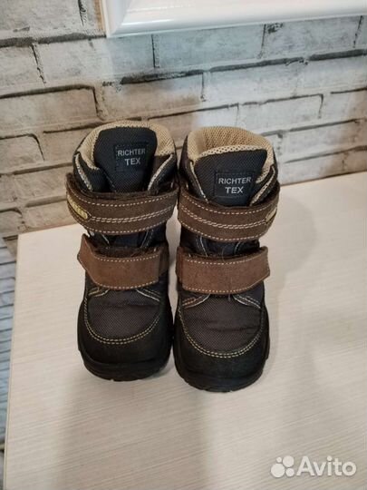 Ботинки размер 21
