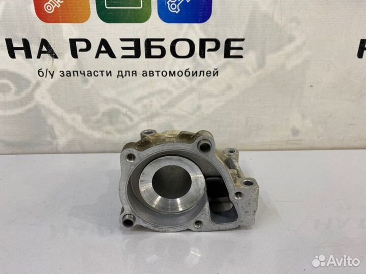 Фланец системы охлаждения Mitsubishi Outlander