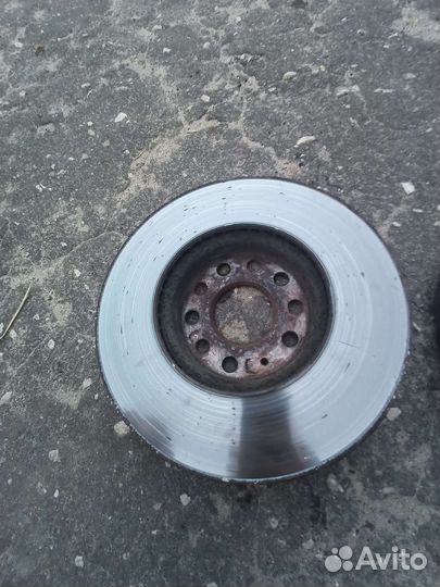 Тормозные диски передние 2 шт