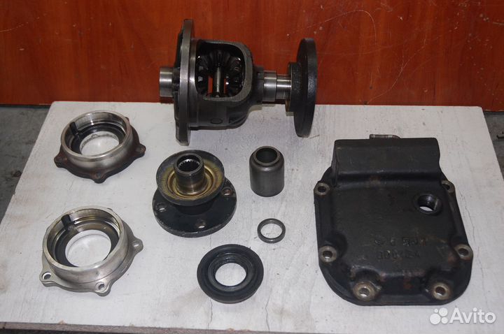 Главная пара Nissan Terrano 4,875 передняя