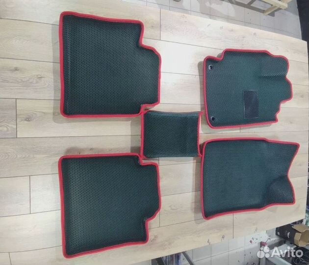EVA ковры 3Д с бортиками Heinkel