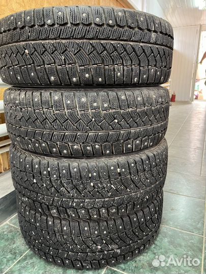 Viatti Brina Nordico V-522 215/55 R17