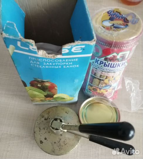 Закаточная машинка для банок