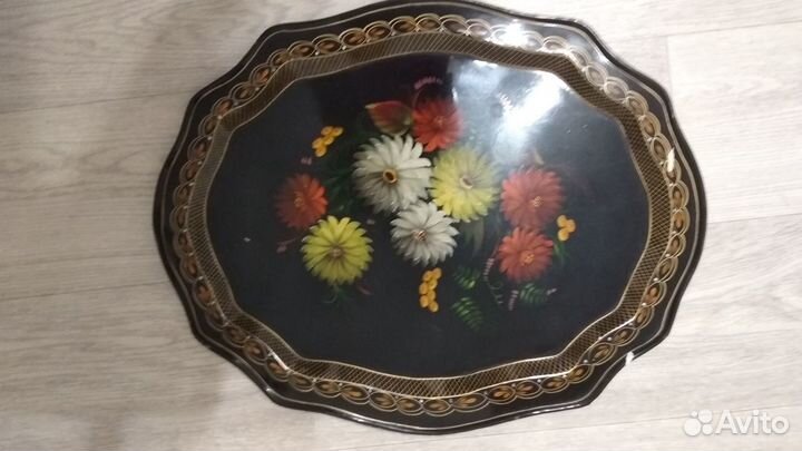 Поднос расписной эпохи СССР в хорошем состоянии