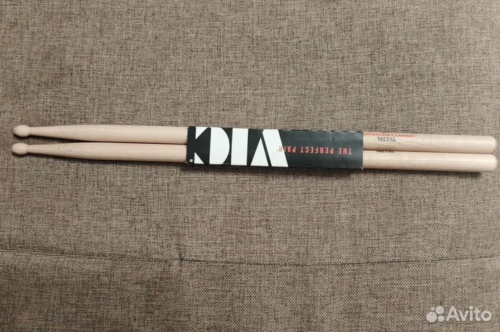 Барабанные палочки Vic Firth metal