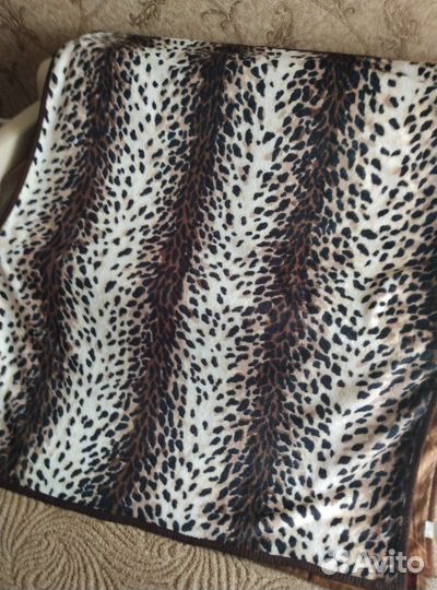 Одеяла новые