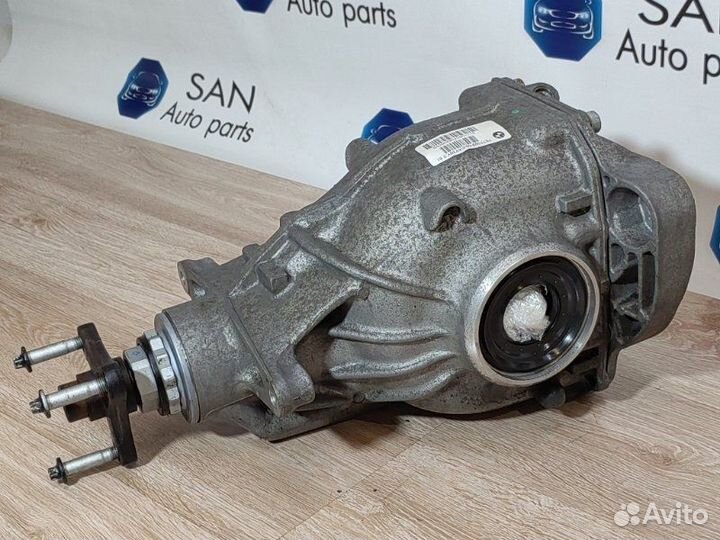 Редуктор задний Bmw 5 F10 N63B44 2011