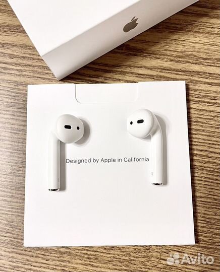Беспроводные наушники apple airpods