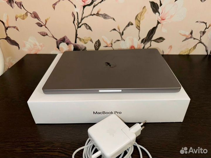 Apple macbook pro 14 m1 16gb 512gb