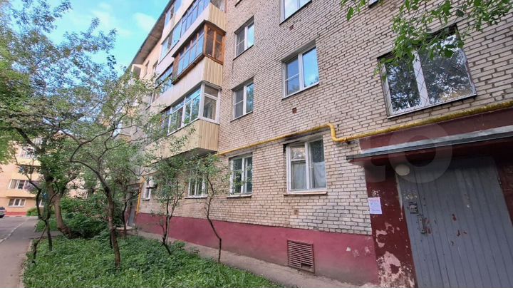 3-к. квартира, 60 м², 1/5 эт.