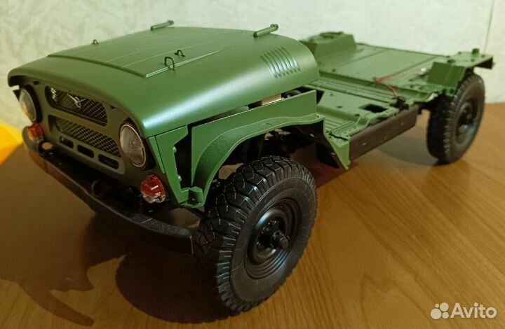 Модель автомобиля УАЗ-469