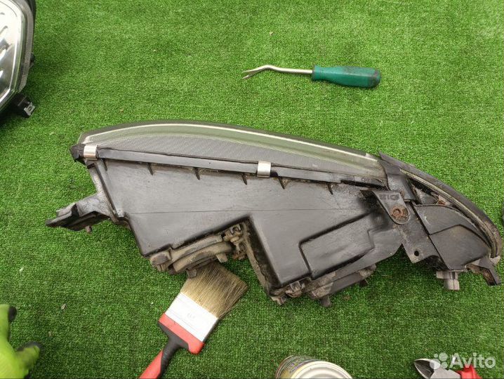 Фара правая Mitsubishi Galant EA5A 6A13 2002