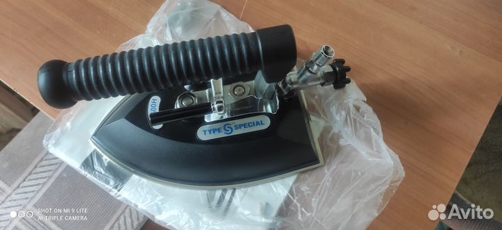 Паровой утюг