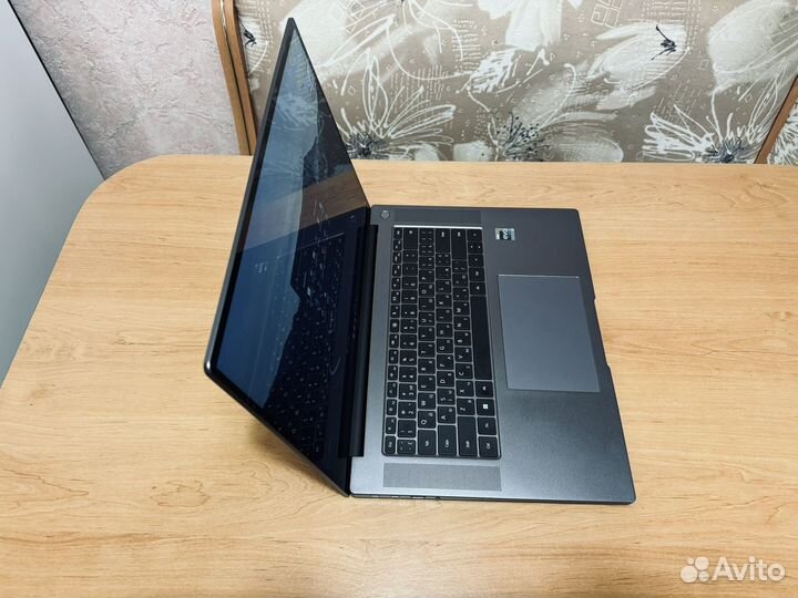 Huawei matebook pro 16