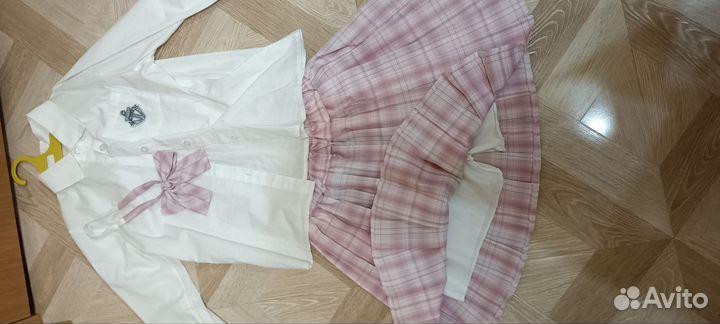 Костюм юбка и рубашка