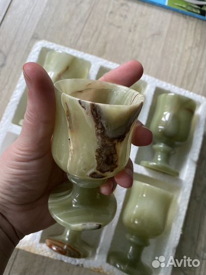 Рюмки из оникса новые