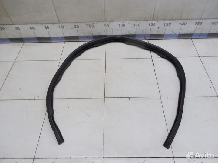 Уплотнитель (внутри) Duster 2012