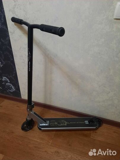 Трюковой самокат rush action