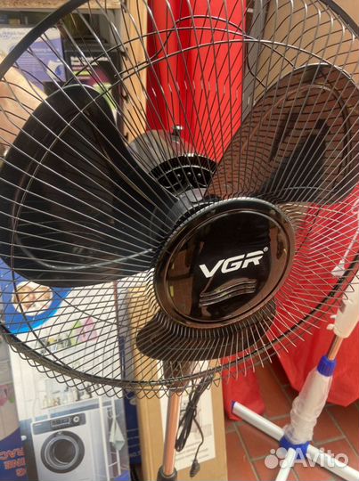 Вентилятор напольный черный