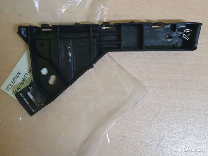 Крепление для переднего бампера