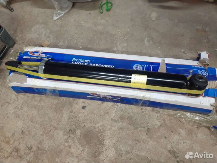Задние Амортизаторы на Шевроле Кобальт Мегга Партс