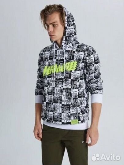 Толстовка мужская с капюшоном