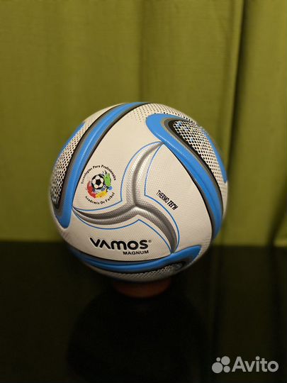 Футбольный мяч Vamos magnum