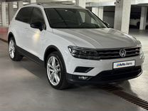 Volkswagen Tiguan 1.4 AMT, 2020, 70 000 км, с пробегом, цена 3 150 000 руб.