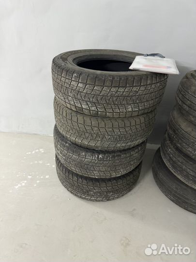 Bridgestone Blizzak DM-V1 255/65 R17
