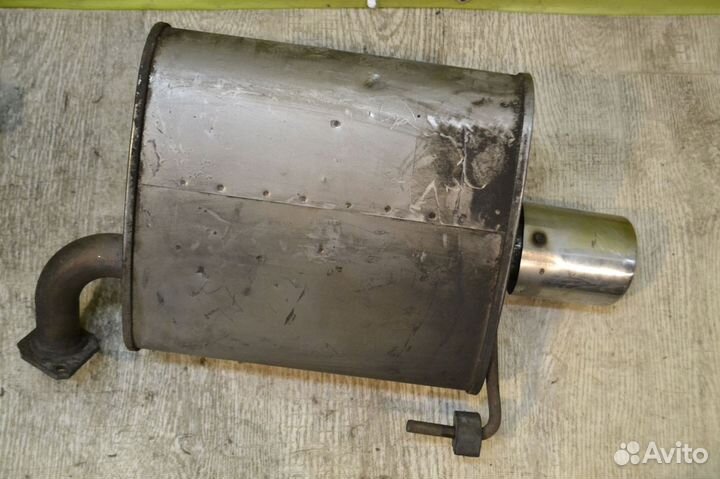 Глушитель правый левый Subaru Legacy Outback B13