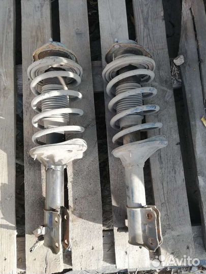 Стойки передние Хёндай Акцент