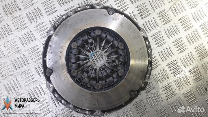 Маховик Volkswagen Amarok 2012