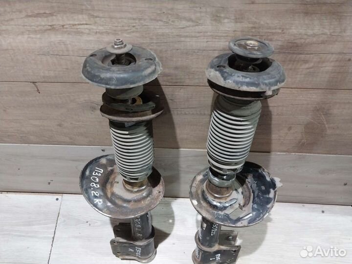 Амортизаторы передние Peugeot 308